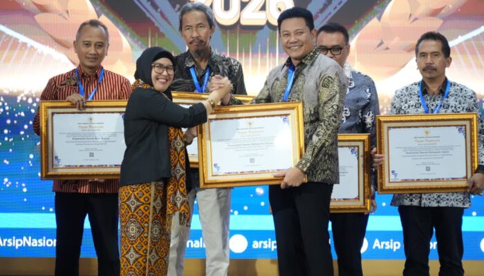 Pemkab Sidoarjo Raih Penghargaan Nasional Kearsipan Predikat AA dari ANRI