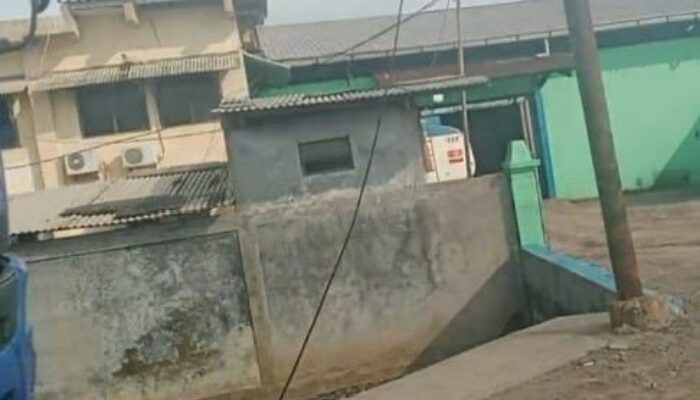 Aroma Mafia Solar di Terboyo Gudang PT RAS Diduga Tampung BBM Subsidi dari Berbagai Daerah Oknum POLDA Jateng Ikut Di Sebut