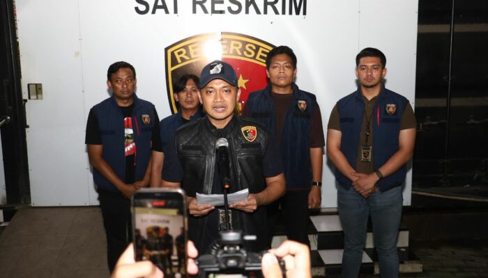 Polres Pelabuhan Tanjungerak Hadiahi Timah Panas Pelaku Jambret yang Sasar Wisatawan di Surabaya