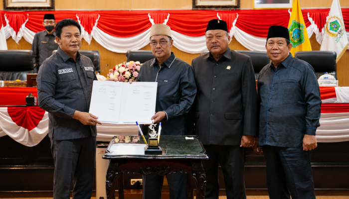DPRD Sidoarjo Gelar Paripurna Laporan Banggar APBD 2025: Pendapatan Lampaui Target, Anggaran Surplus Rp61,7 Miliar