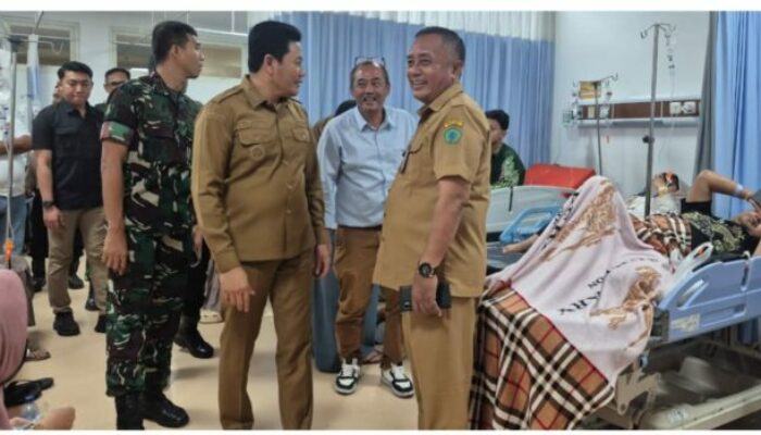 Bupati Sidoarjo Pastikan Tak Ada Yang Meninggal, Santri Korban Dugaan Keracunan Dilayani Maksimal