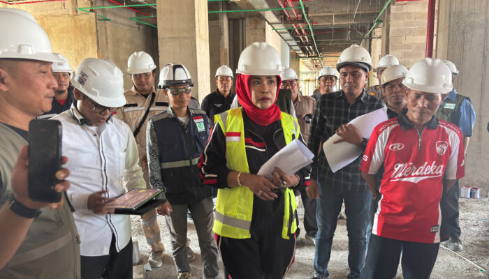 Sidak RSUD Sedati, Wabup Mimik Idayana Pastikan Progres Pembangunan Lampaui Target
