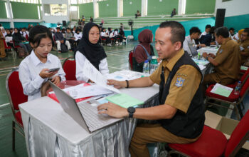 Pemkot Surabaya Bantu Biaya Pendidikan 1.214 Mahasiswa
