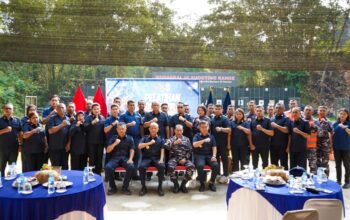 Kodaeral IX Latih Personel Imigrasi Maluku Menembak Pistol