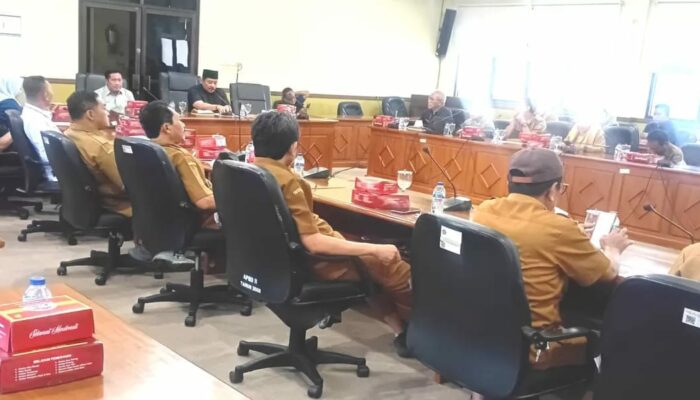 Saling Lempar Tanggungjawab Desil Sidoarjo dan Tangis Warga Kehilangan Bansos, Komisi D DPRD Kab Sidoarjo Desak Pemutakhiran Data Lewat Musdes