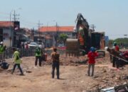 Pelebaran Jalan Wiyung-Menganti Surabaya Dikebut, 950 Meter Ditargetkan Rampung 2026