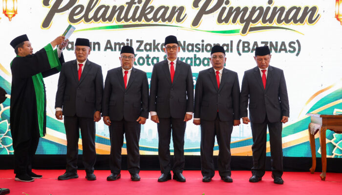 Wali Kota Eri Cahyadi Minta Baznas Surabaya Prioritaskan Warga Miskin Ekstrem