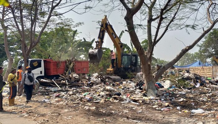 Pemkot Surabaya Percantik Kawasan Keputih Tegal, Taman Dihijaukan dan Tambah Penerangan