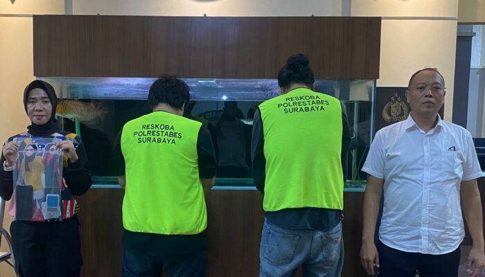 Satresnarkoba Polrestabes Surabaya Tangkap Dua Terduga Pengedar Sabu di Peneleh, Lima Poket Disita