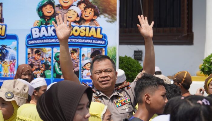 Polrestabes Surabaya Gelar Syukuran HUT Presiden Prabowo Subianto, Ratusan Siswa SD Ikuti Wisata Edukasi