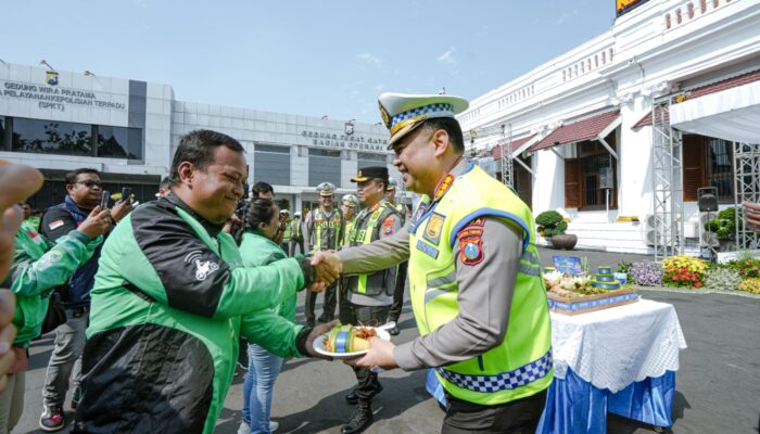 Operasi Patuh Semeru 2026: Polda Jatim Fokus Edukasi Tertib Berkendara Demi Keselamatan di Jalan Raya