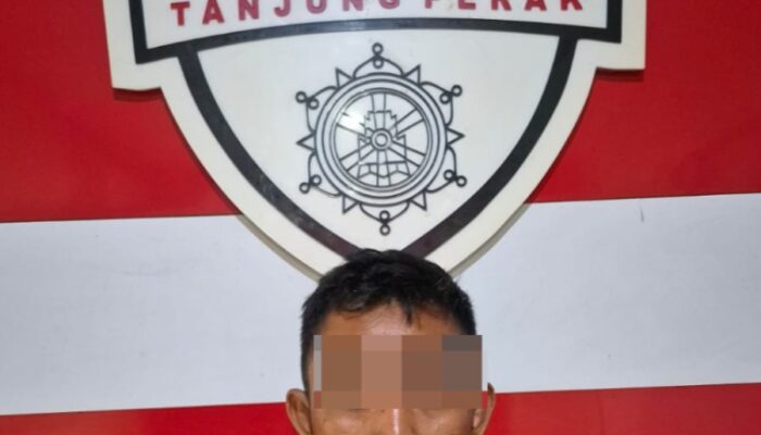 Polres Pelabuhan Tanjung Perak Amankan Pelaku Pencurian di Toko Madura yang Viral di Medsos.